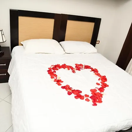 Bardhi Hotel Kuçovë