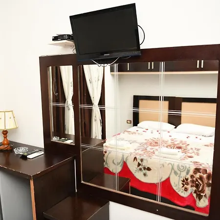 Bardhi Hotel